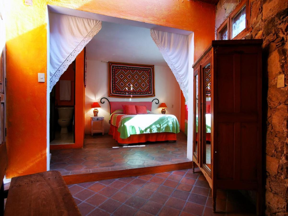 Casa De Los Espiritus Alegres By Rotamundos Guanajuato Szoba fotó